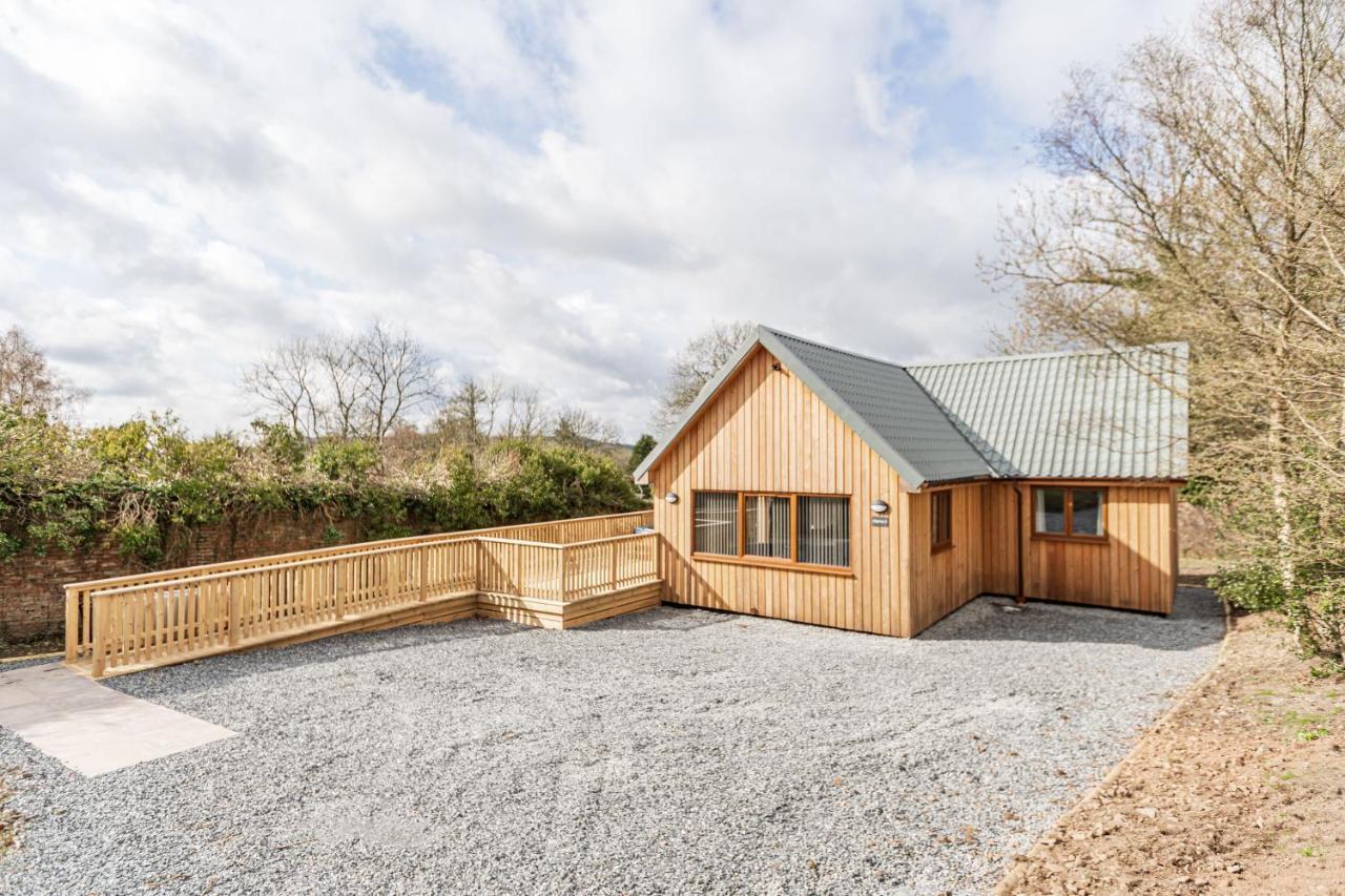 Osprey Lodge 1 With Hot Tub Newton Stewart Dış mekan fotoğraf