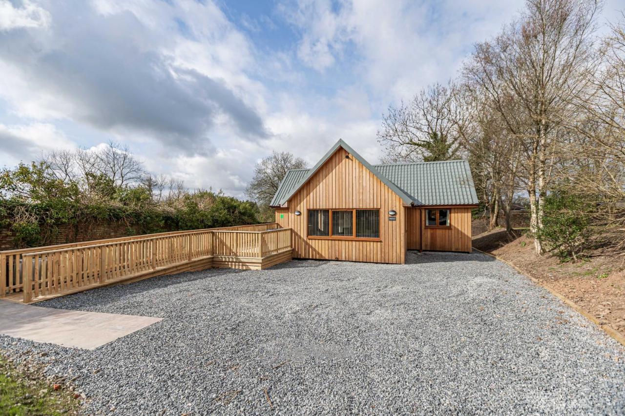 Osprey Lodge 1 With Hot Tub Newton Stewart Dış mekan fotoğraf